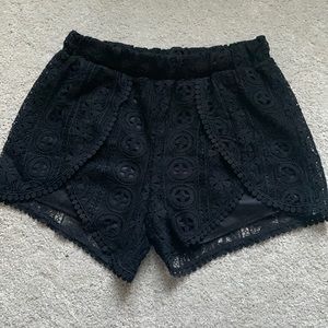 Double layer lace shorts